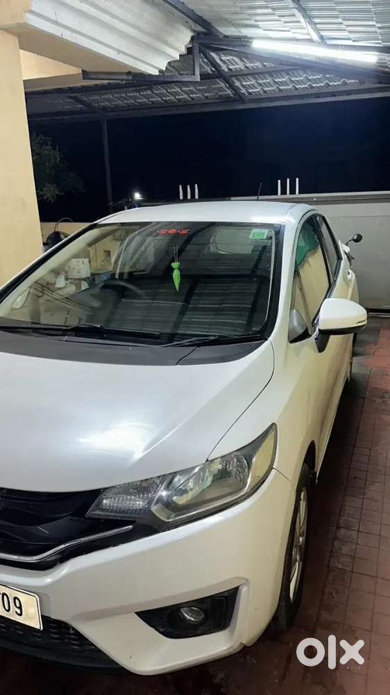 Honda Jazz 2016 Petrol 100000 Km Driven