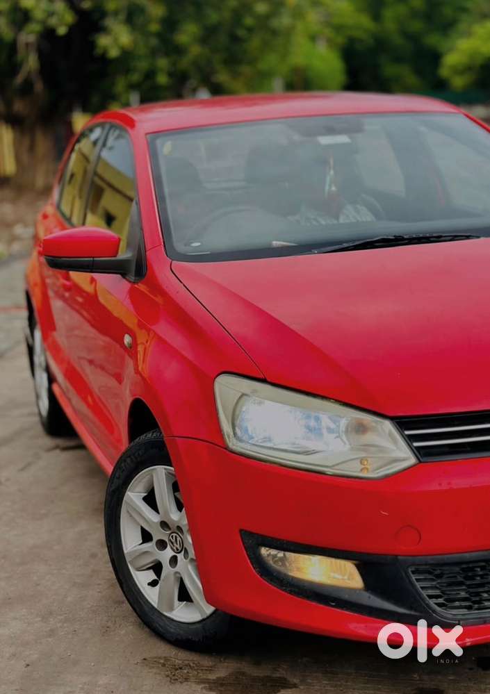 Volkswagen Polo Petrol Manual 2011