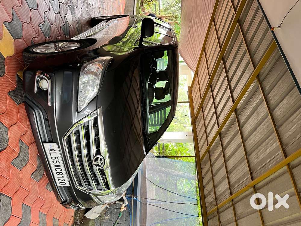 Toyota Innova 2.5 G E4 2016 Model