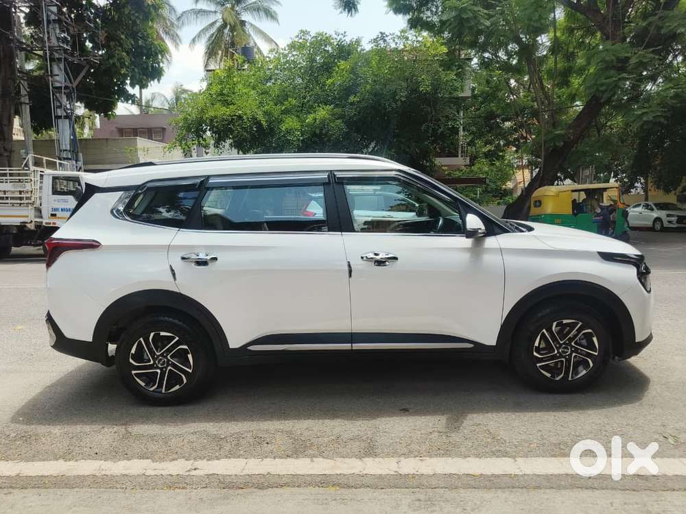 Kia Carens 1.4 Luxury Plus 6 Str, 2022, Petrol