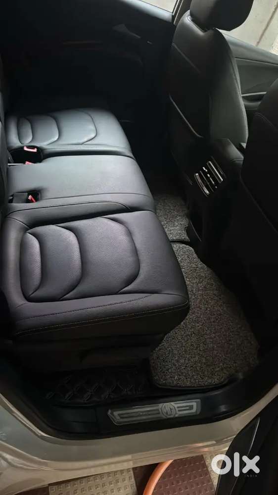 Mg Hector 2025 Petrol 12500 Km Driven For Sale