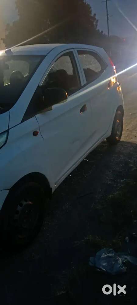 Hyundai Eon 0.8 D Lite 2012 Petrol Automatic