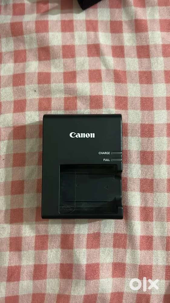 Canon 1500D