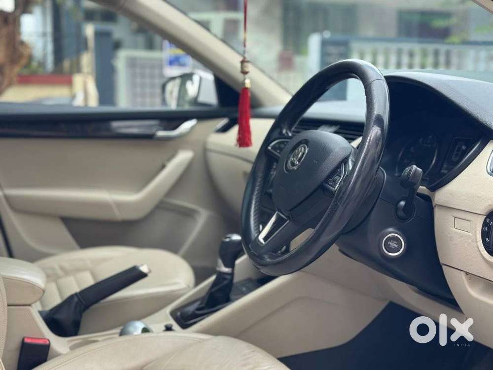 Skoda Octavia 1.8 Tsi At Style Plus, 2017, Petrol