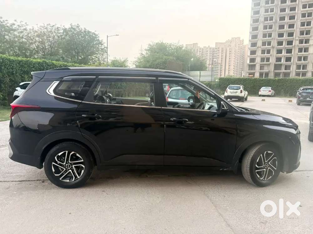 Kia Carens 2023 Diesel Well Maintained