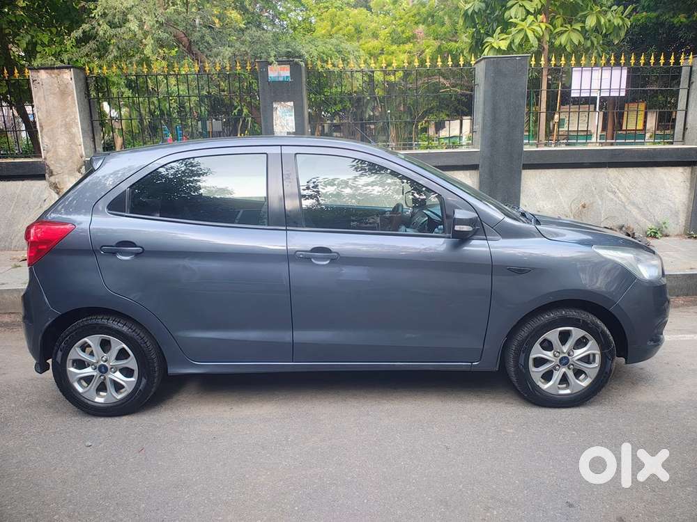 Ford Figo Titanium Petrol 2017