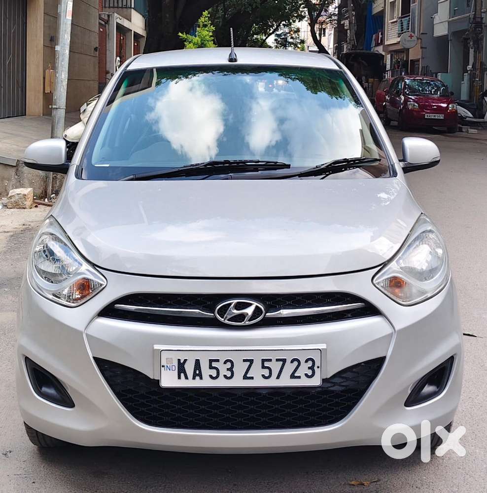 Hyundai I10 Sportz At, 2012, Petrol