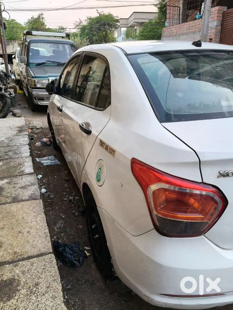 Hyundai Xcent 2016 Diesel 160000 Km Driven