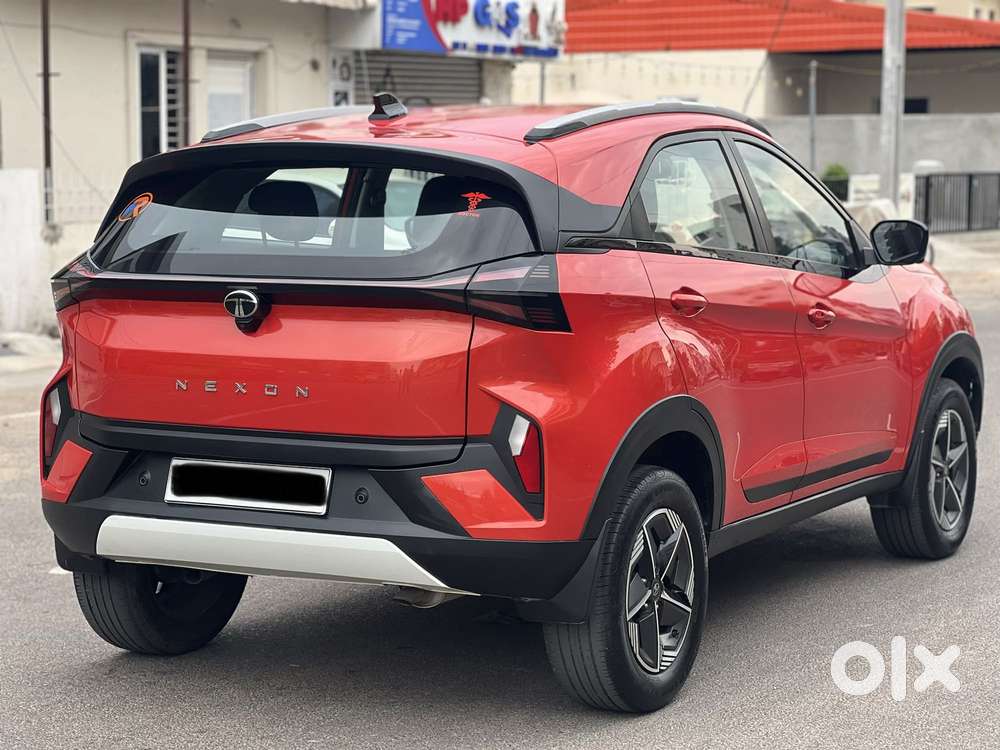 Tata Nexon, 2024, Petrol
