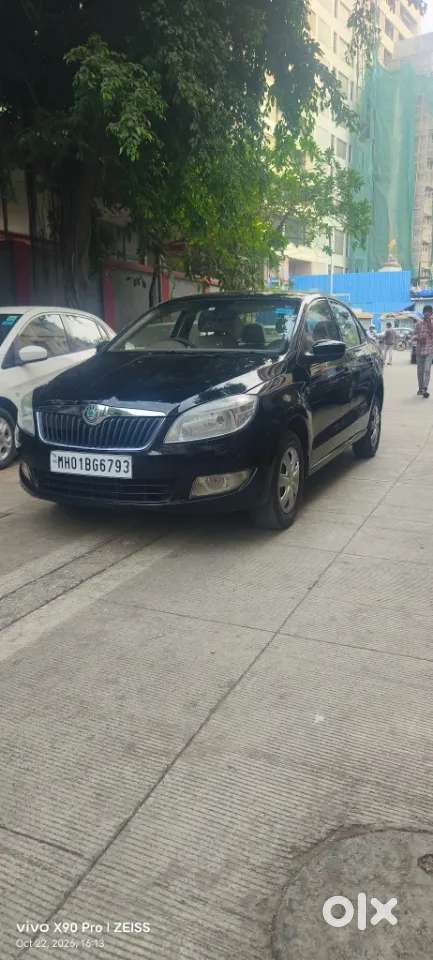 Skoda Rapid 1.6 Mpi At Ambition, 2013, Petrol