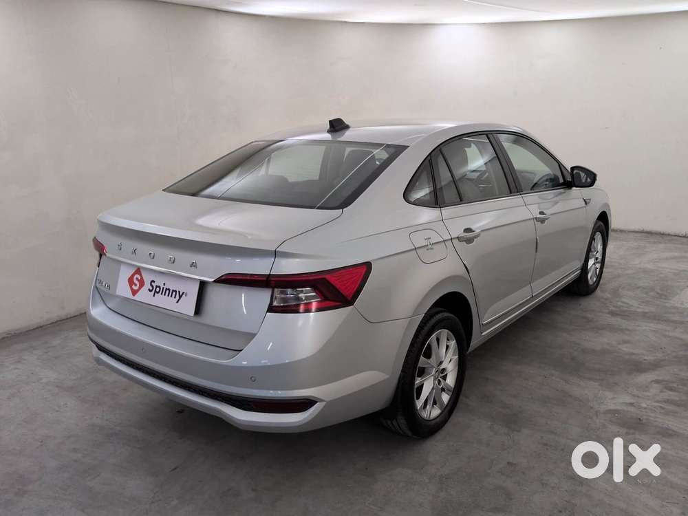 Skoda Slavia Ambition 1.0l Tsi Mt, 2023, Petrol