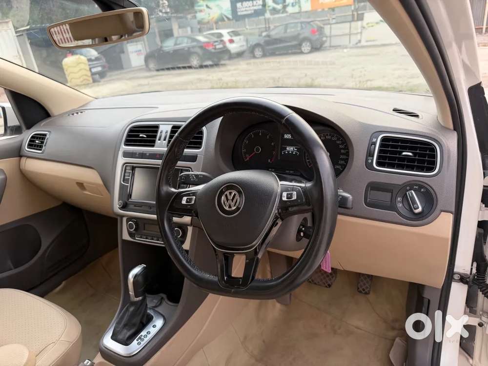 Volkswagen Vento 1.2 Tsi Highline Plus At, 2018, Petrol