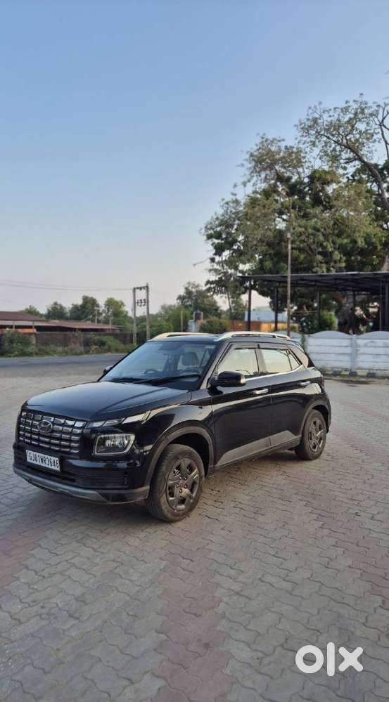 Hyundai Venue Sx, 2024, Cng & Hybrids