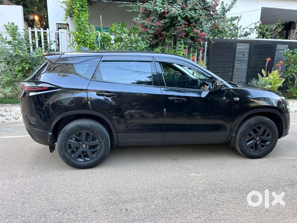 Dark Edition Tata Harrier Xt Plus Limited Black Offer - 16lakhs