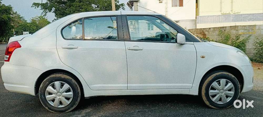 Maruti Suzuki Swift Dzire Vxi, 2010, Petrol