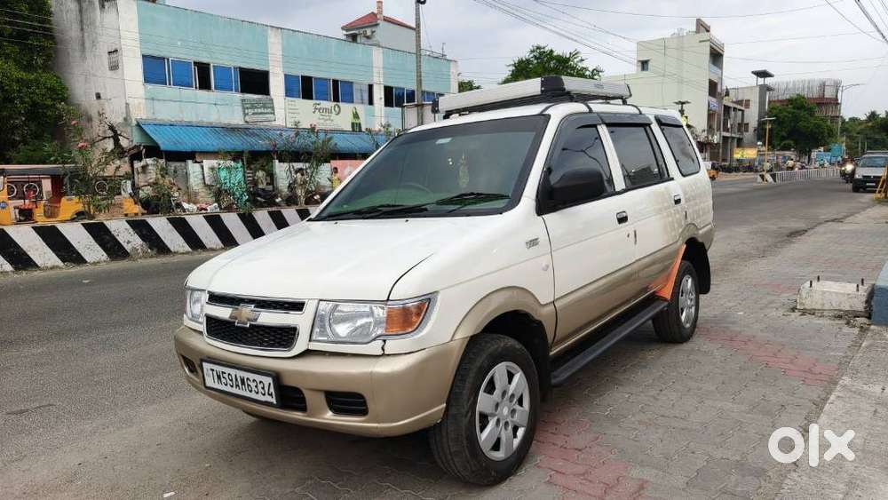 Chevrolet Tavera Elite Ls - B3 10-seater Bs Iii, 2010, Diesel