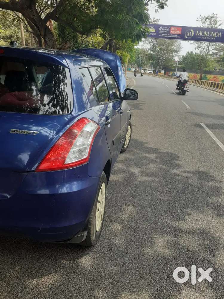 Maruti Suzuki Swift 2012