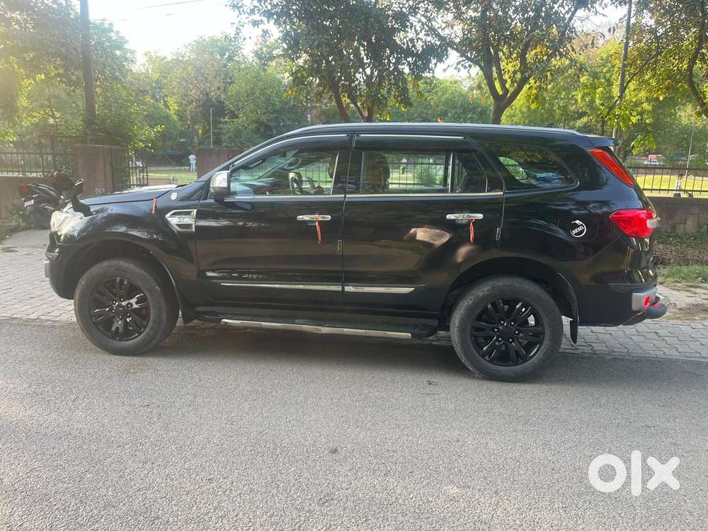 Ford Endeavour 3.2 Titanium At 4x4, 2017, Diesel