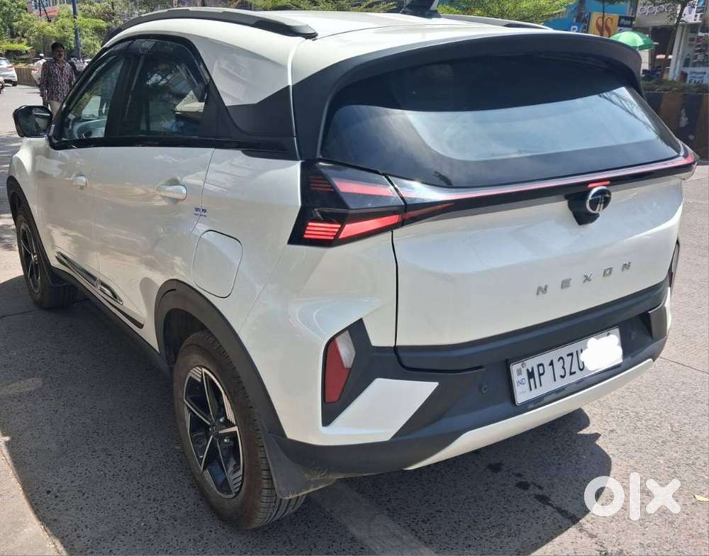 Tata Nexon 1.2 Revotron Xza Plus (o) Amt, 2025, Petrol