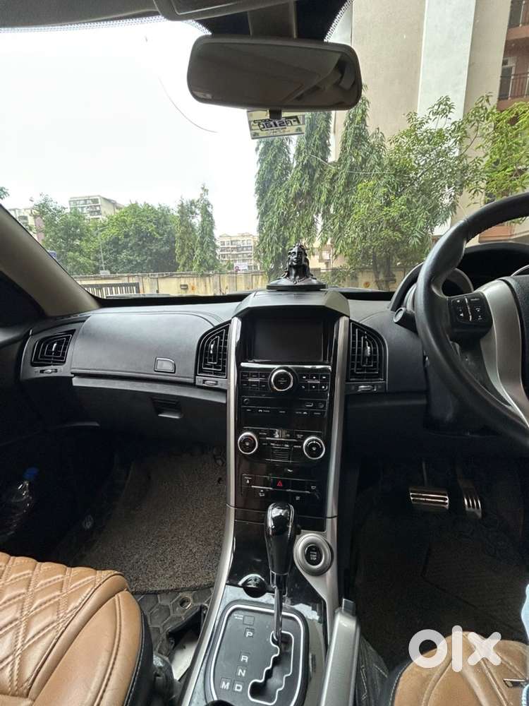 Mahindra Xuv500 W11 Automatic(top Model)  2018 Diesel  Dn Registred