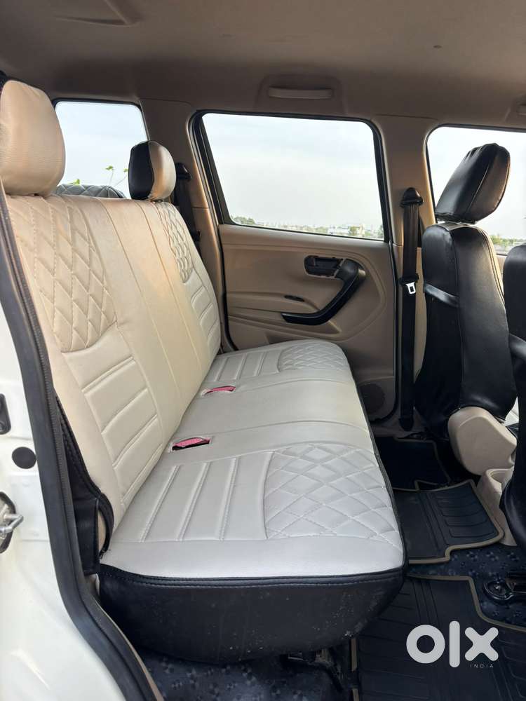Mahindra Bolero Neo 1.5 N4, 2023, Diesel