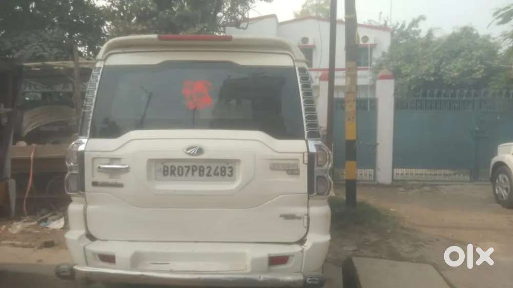 Mahindra Scorpio Classic 2.2 8 Year