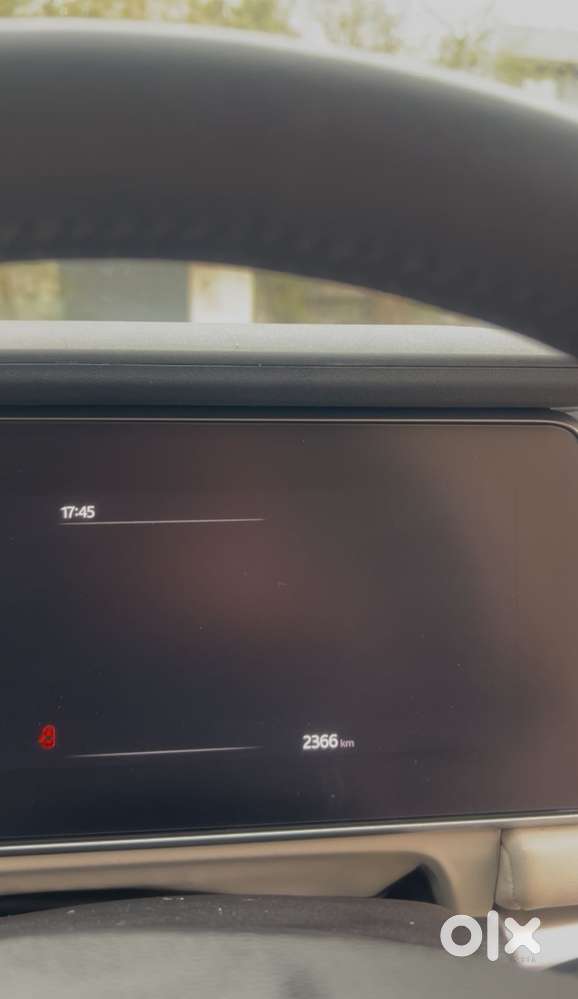 Mahindra Xuv700 2.2 Ax 7 Diesel At Str, 2025, Diesel