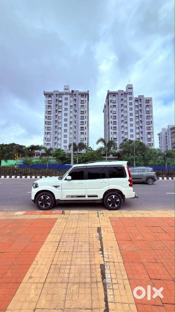Mahindra Scorpio Classic 2.2 S 11 Mt 7 Cc, 2023, Diesel