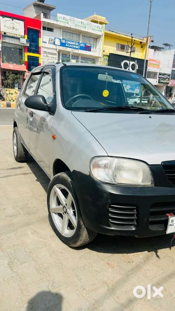 With Alloy Wheels