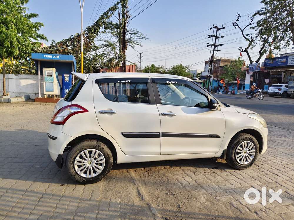 Maruti Suzuki Swift Amt Vvt Vxi, 2016, Petrol