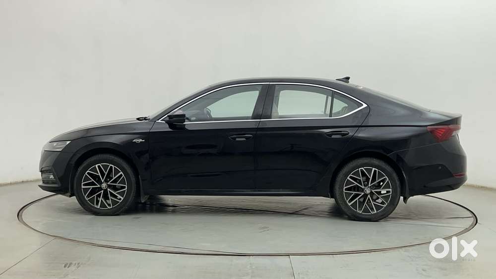 Skoda Octavia 2.0 L K Tsi At, 2021, Petrol