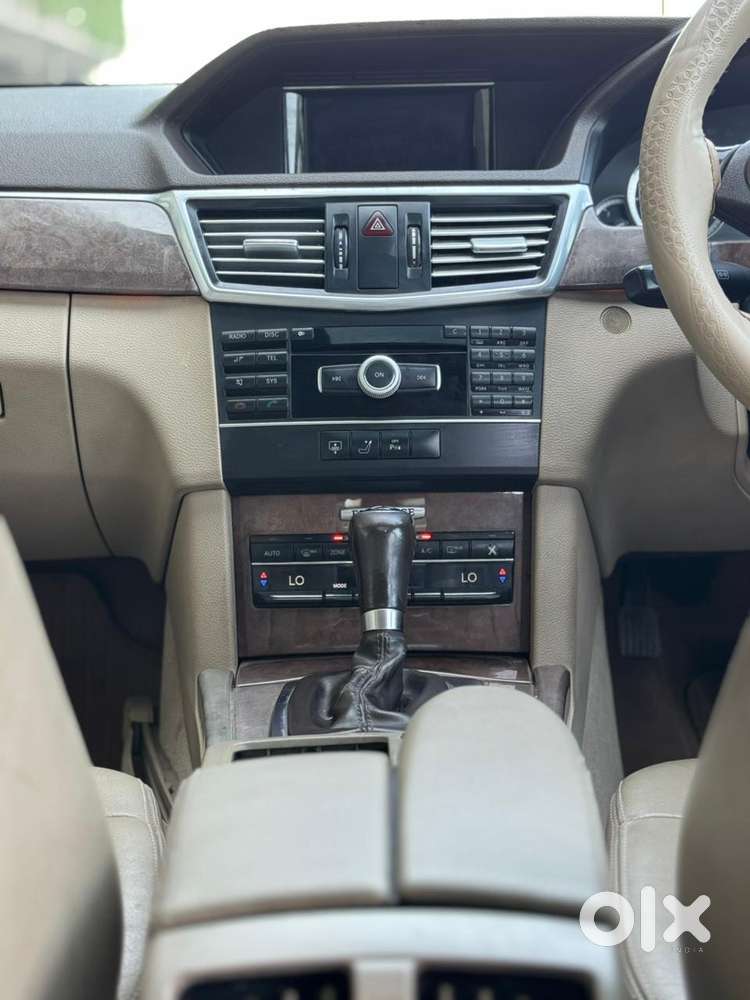Mercedes-benz E-class E200 Cgi Elegance, 2012, Petrol