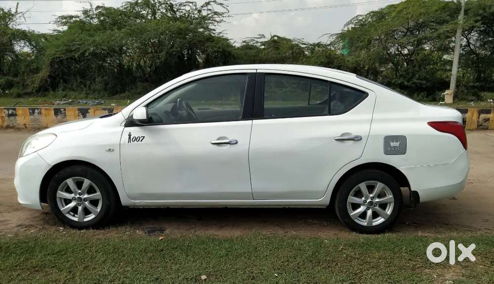 Nissan Sunny Xv D 2012