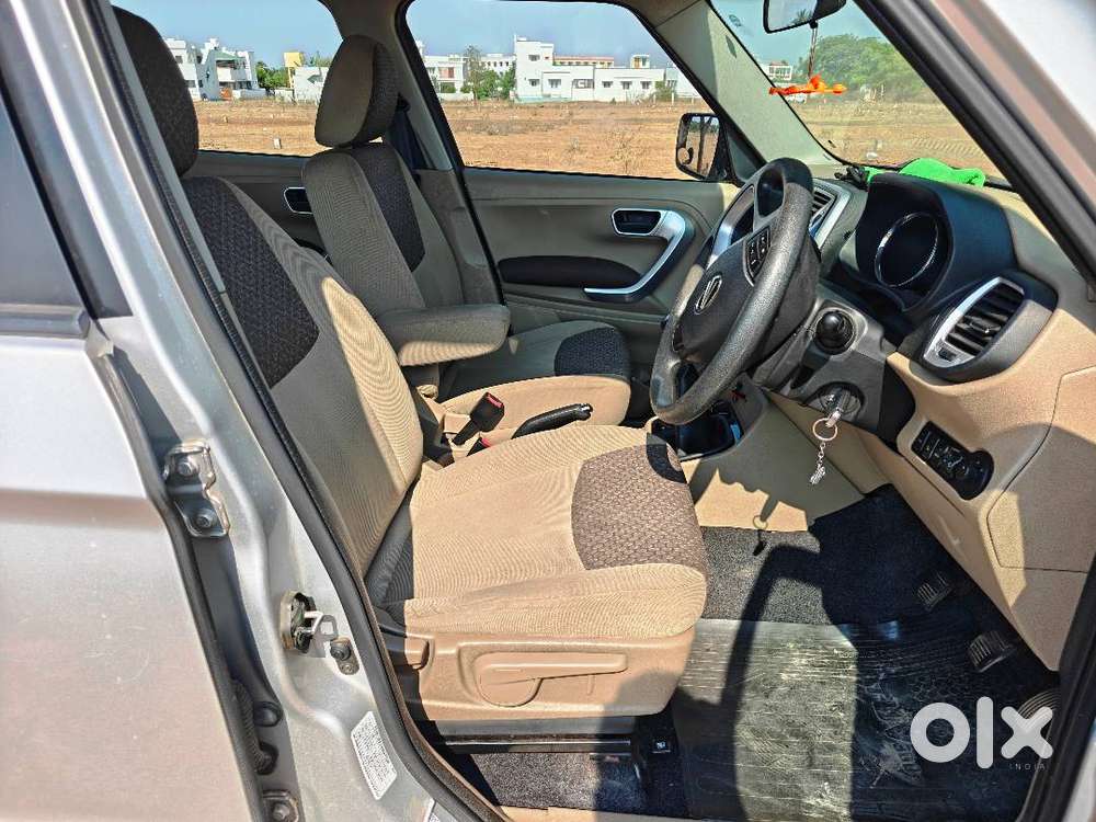 Manindra Tuv300 T8 2017 Diesel – Good Condition And Well Maintained