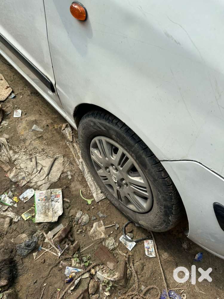 Hyundai Santro Xing 2013