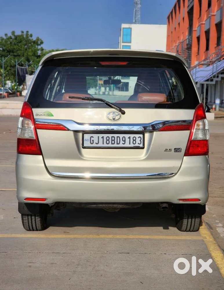 Toyota Innova 2.5 Zx 7 Str Bs-iv, 2015, Diesel