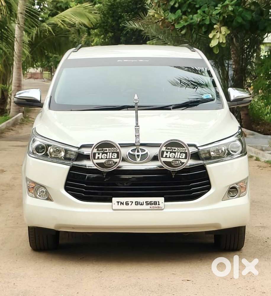 Toyota Innova Crysta 2.8z Automatic, 2019