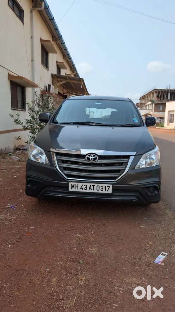 Toyota Innova 2015 Diesel 182000 Km Driven