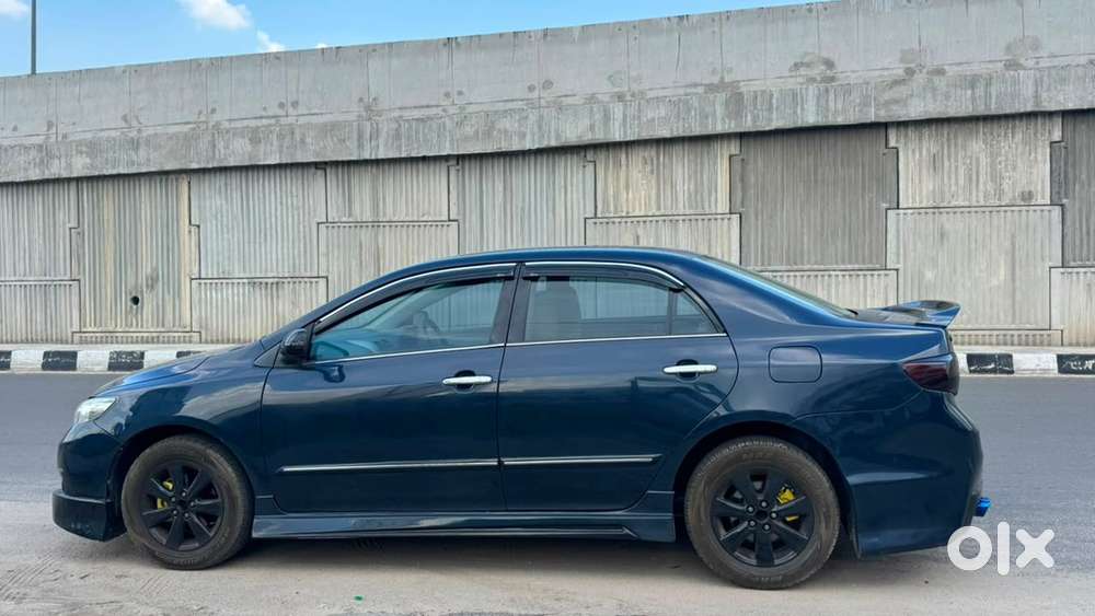 Toyota Corolla Altis 2010