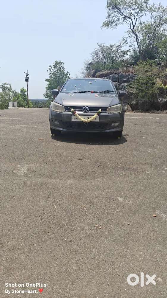 Price-2,99,999
Fully Original
Chill A/c
Tyre Front 80% Back 40%
