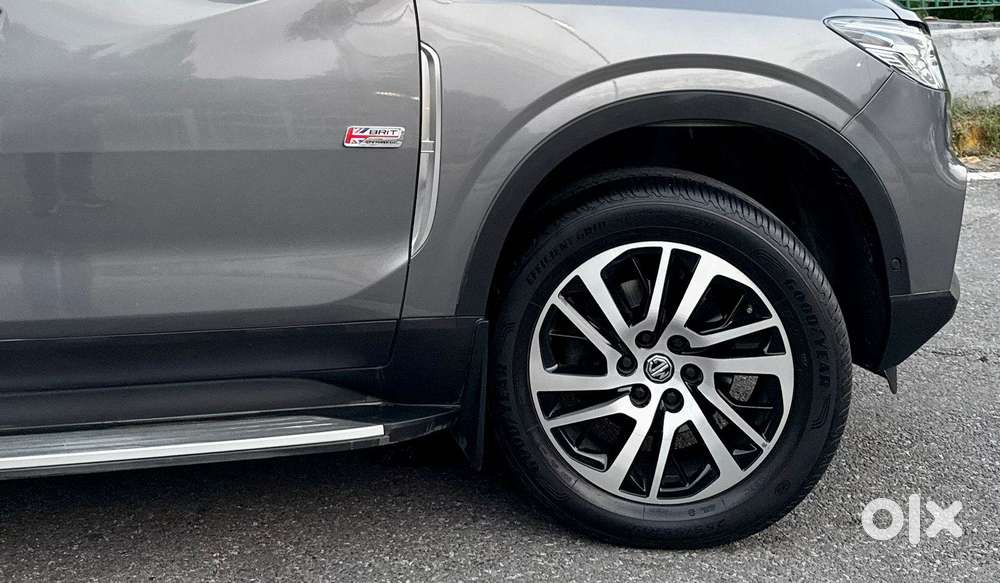 Mg Gloster Savvy 6 Seater, 2025, Diesel