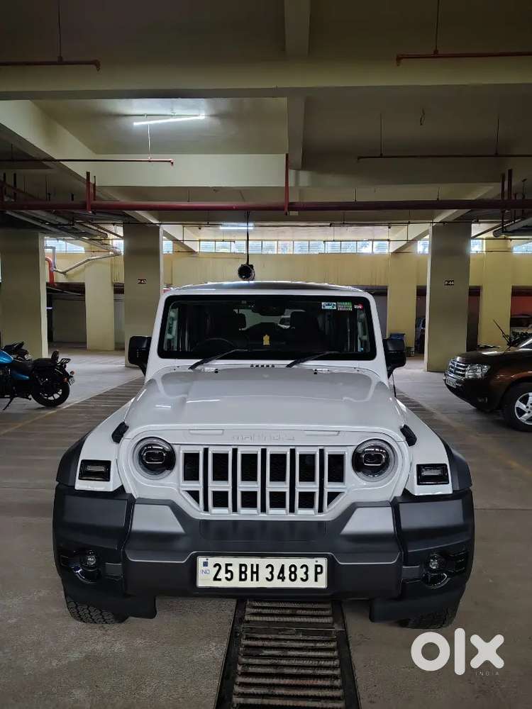 Mahindra Thar Roxx 2025 Diesel Ax5l Automatic. Only 4000 Kms Driven