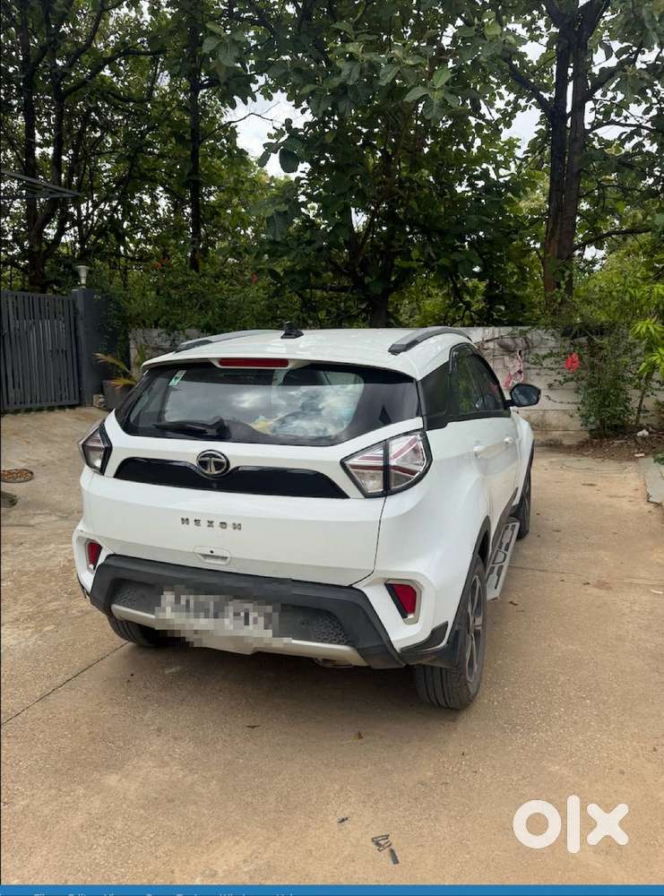 Tata Nexon Xz+ Petrol Mt 2022  25k Km  Single Owner  Tata Serviced