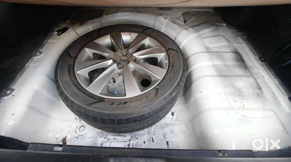 Hyundai Fluidic Verna Sx 1.6 2013