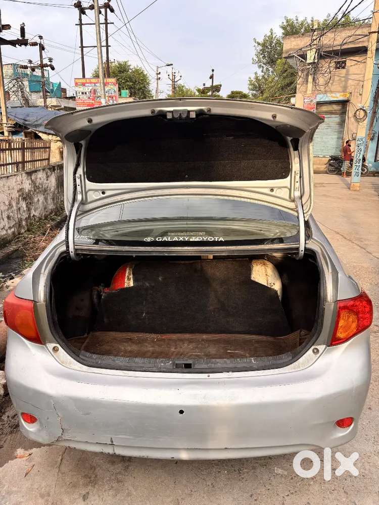 Toyota Corolla Altis 2011 Manual Petrol