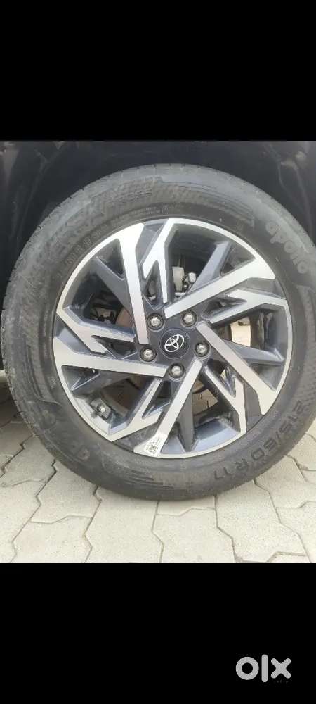 Toyota Urban Cruiser Hyryder 2024 December Petrol Well Maintained