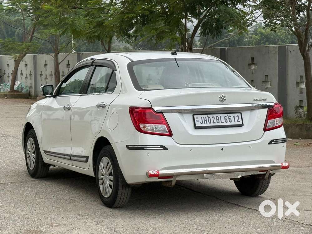 Maruti Suzuki Dzire 1.2 Vxi, 2023, Petrol