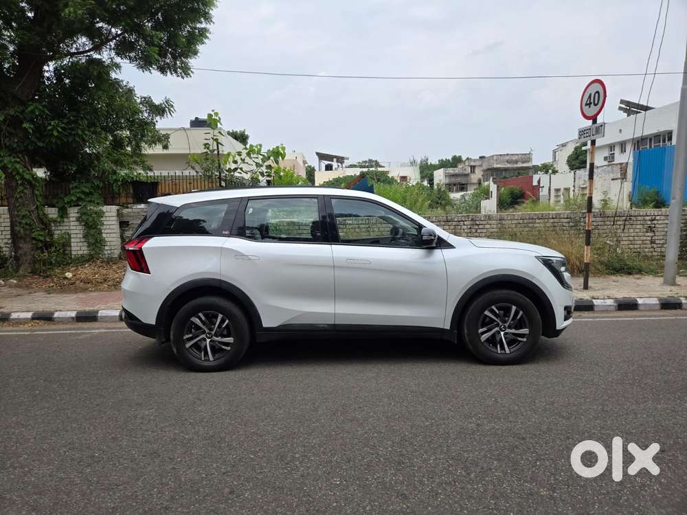 Mahindra Xuv700 2.2 Ax 5 Diesel Mt 7 Str, 2023, Diesel