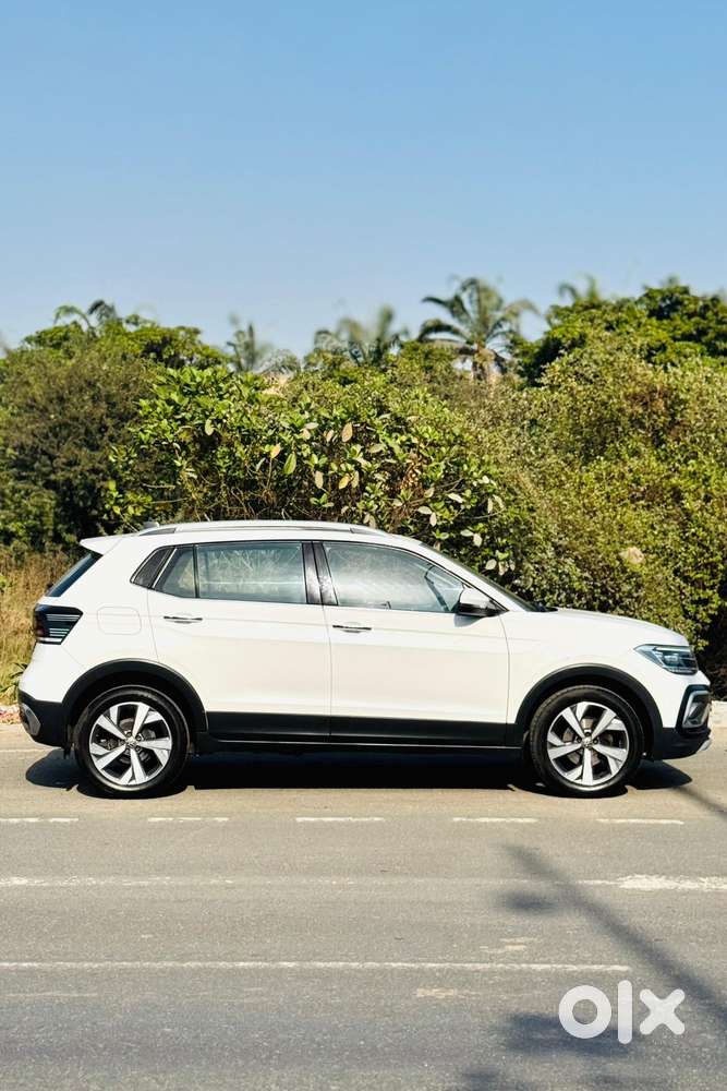 Volkswagen Taigun Topline 1.0 Tsi At (electric Seats), 2022, Petrol