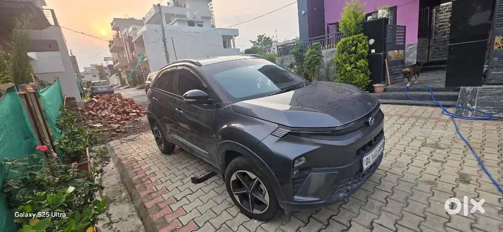 Tata Nexon 2025 Petrol Well Maintained